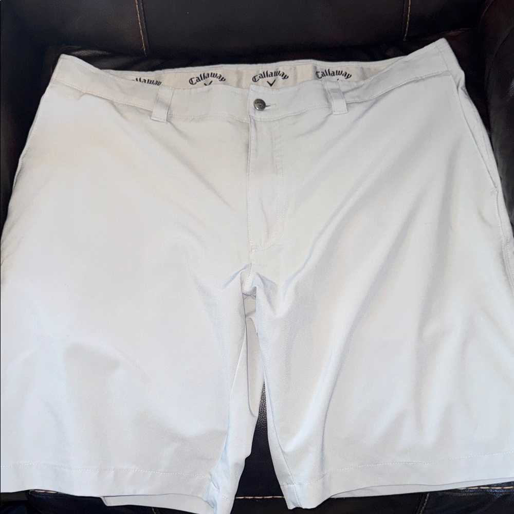 Callaway Men's Light Gray Flat Front Shorts